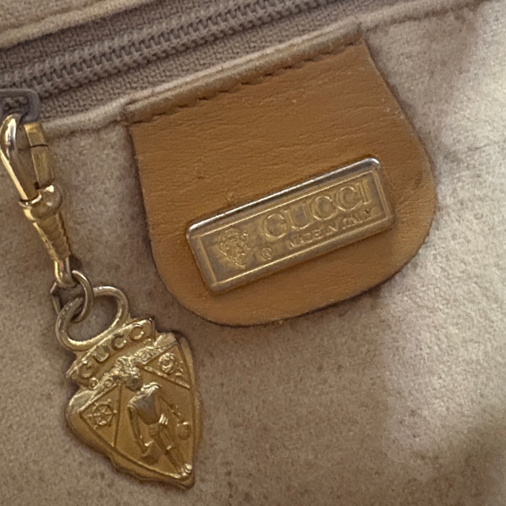 Gucci Monogram RARE Vintage 1980s Micro GG Round Ophidia Canteen. Made in Italy - Picture 8 of 16